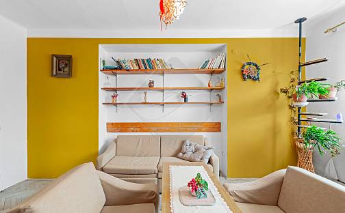 Prodej bytu 2+1 58 m², Chovatelů, Hradištko, okres Praha-západ