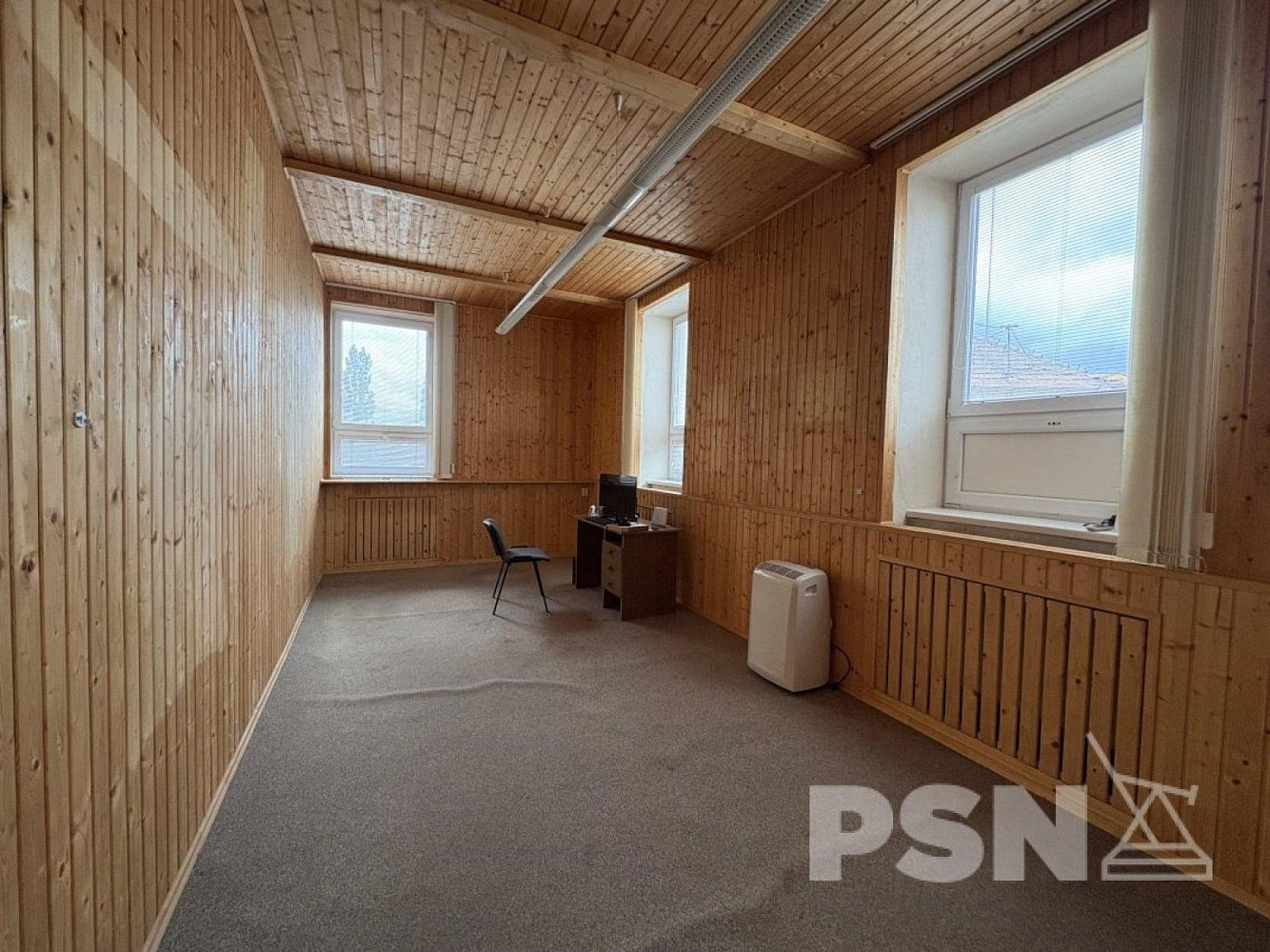 Pronájem kanceláře 111 m² — photo 3