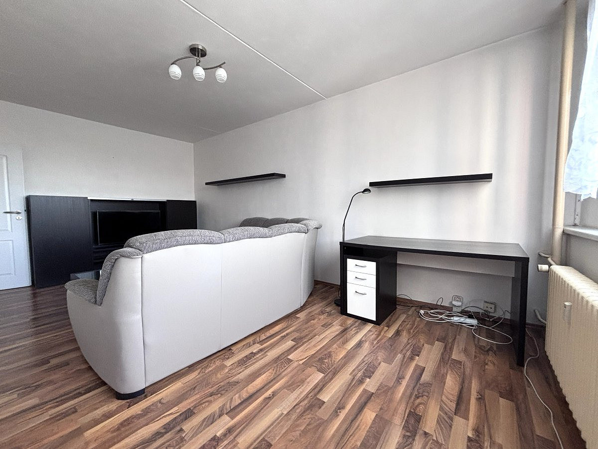 Pronájem bytu 2+1 59 m² – fotografie 4