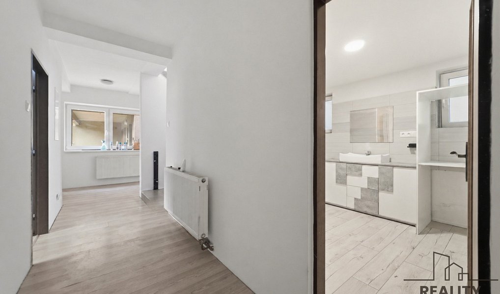 Prodej domu 190 m² s pozemkem 1 789 m², Bukovina nad Labem – náhled fotky 17