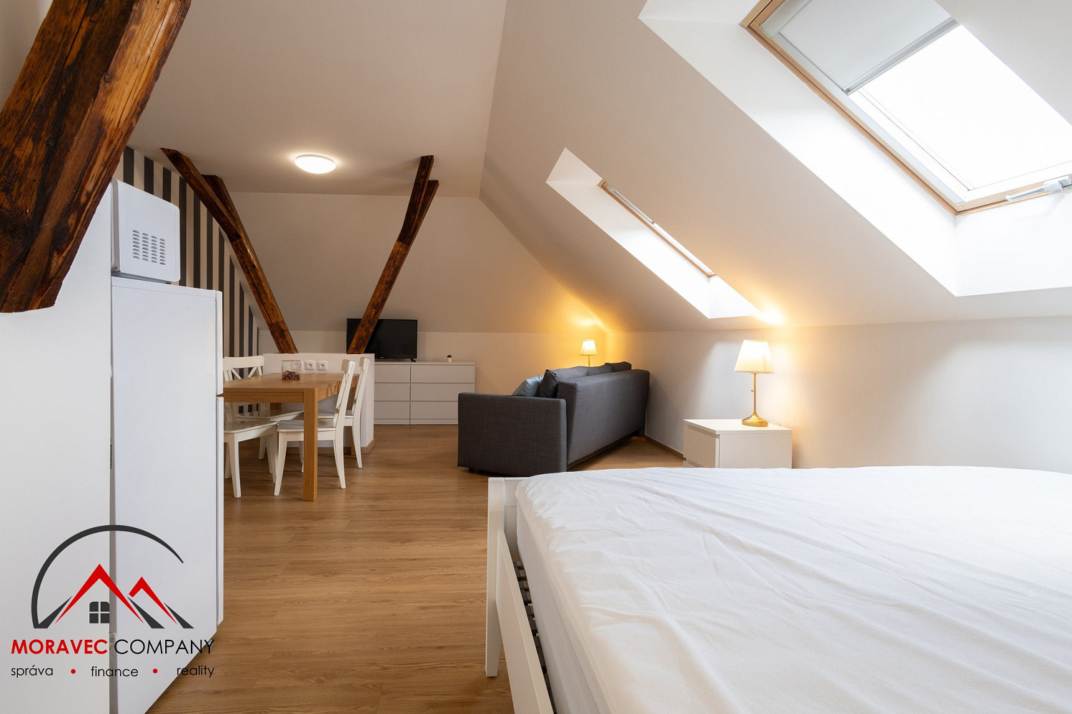 Pronájem bytu 1+kk 38 m² – fotografie 5