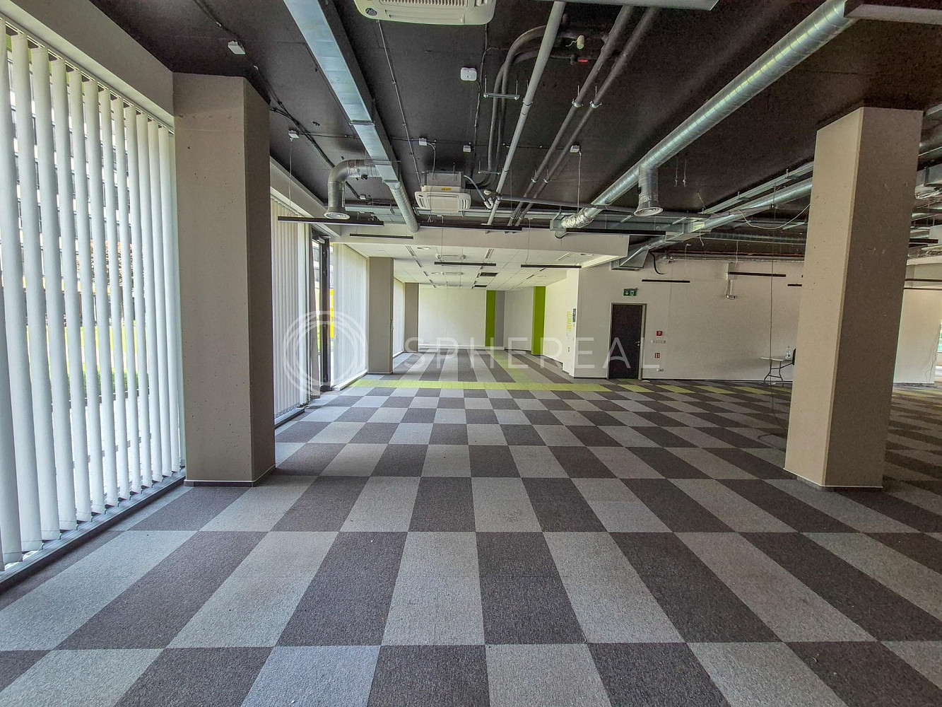 Pronájem kanceláře 400 m² — photo 3