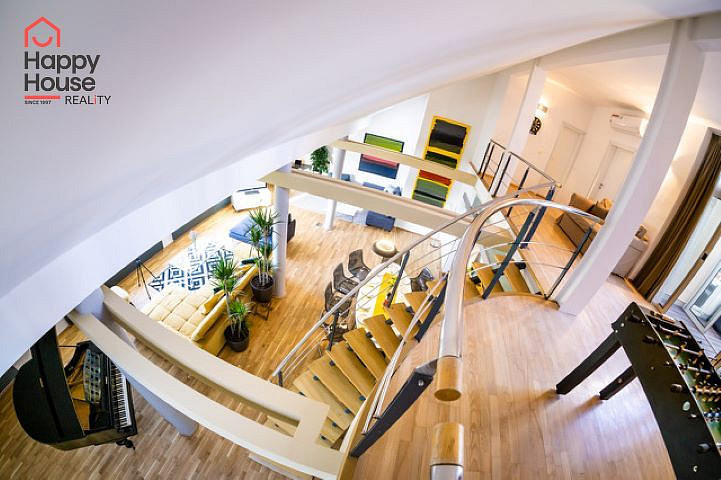 Pronájem bytu 5+kk 250 m² – fotografie 3