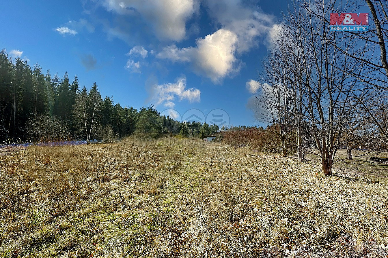 Prodej stavebního pozemku 8 500 m²