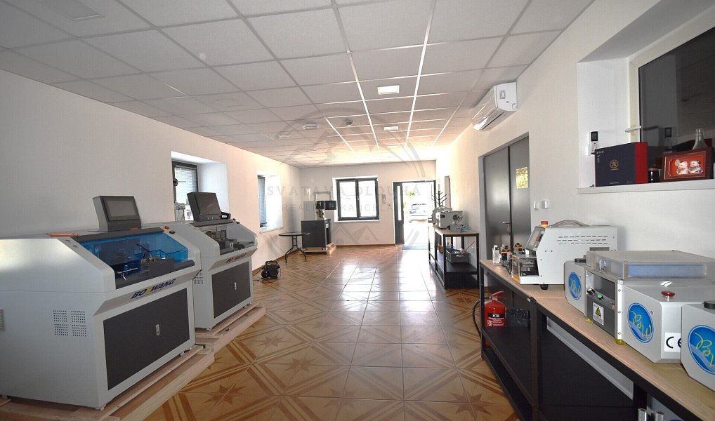 Prodej domu 417 m² s pozemkem 7 108 m², Mikulovice – náhled fotky 9