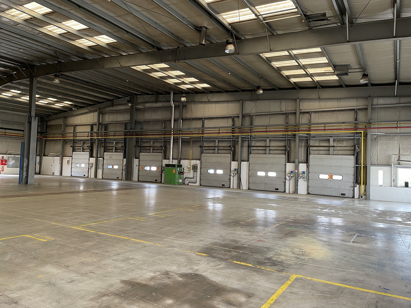 Pronájem výrobních prostor 5 300 m² – fotografie 2