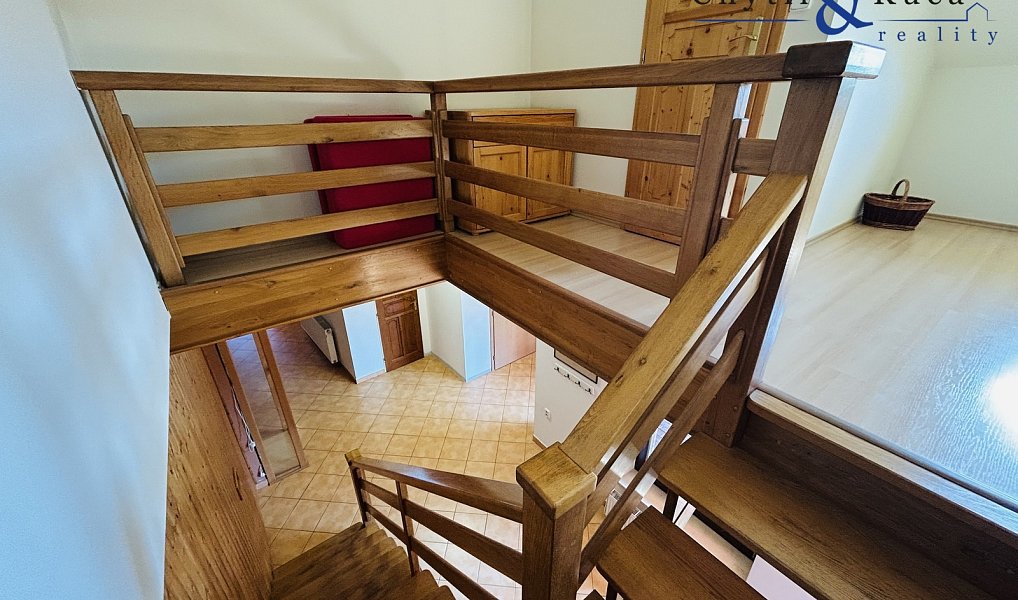Prodej domu 347 m² s pozemkem 2 048 m², Radslavice – náhled fotky 15