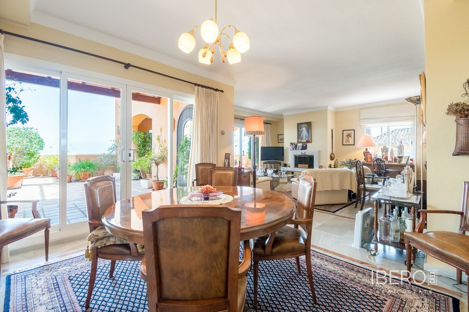 Piso 4+kk – Marbella, Nueva Andalucía - Más