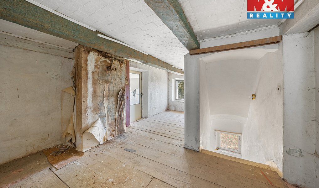 Prodej domu 180 m² s pozemkem 834 m², Libouchec – náhled fotky 12