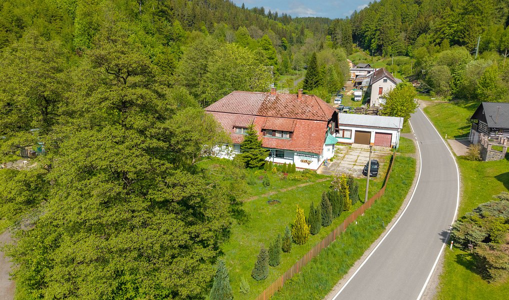 Prodej ubytovacího objektu 400 m², Červená Voda – náhled fotky 2