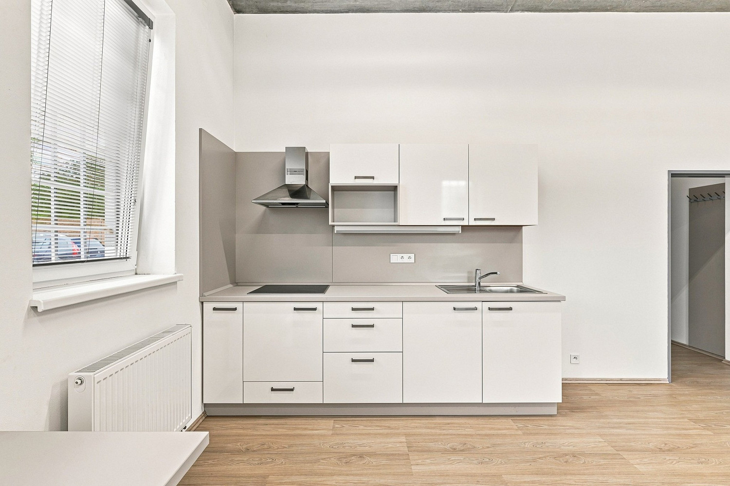 Pronájem kanceláře 34 m² – fotografie 2