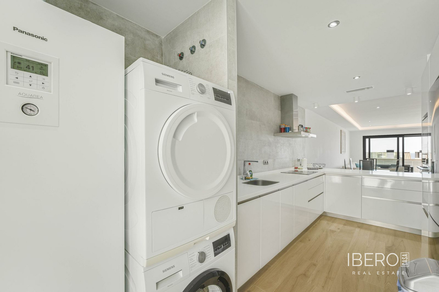 Prodej bytu 4+kk 184 m² - Més