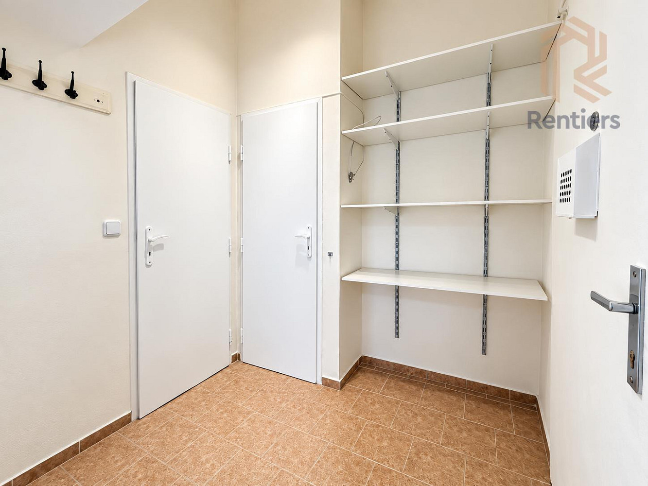 Pronájem bytu 2+kk 37 m² – fotografie 5