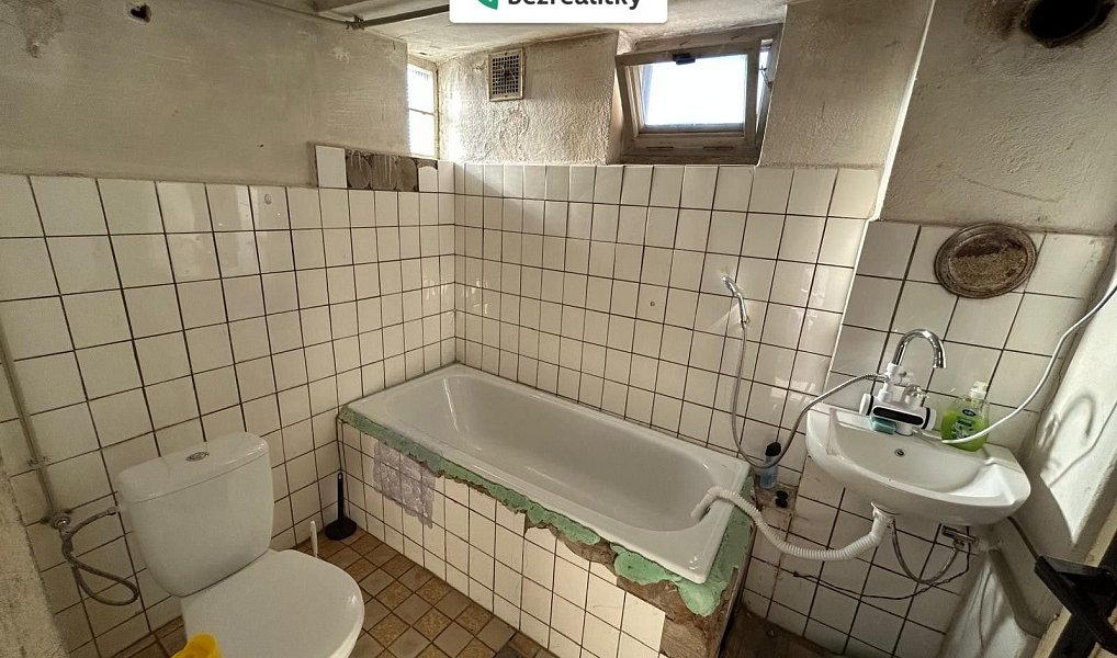 Prodej domu 168 m² s pozemkem 1 188 m², Martiněves – náhled fotky 10