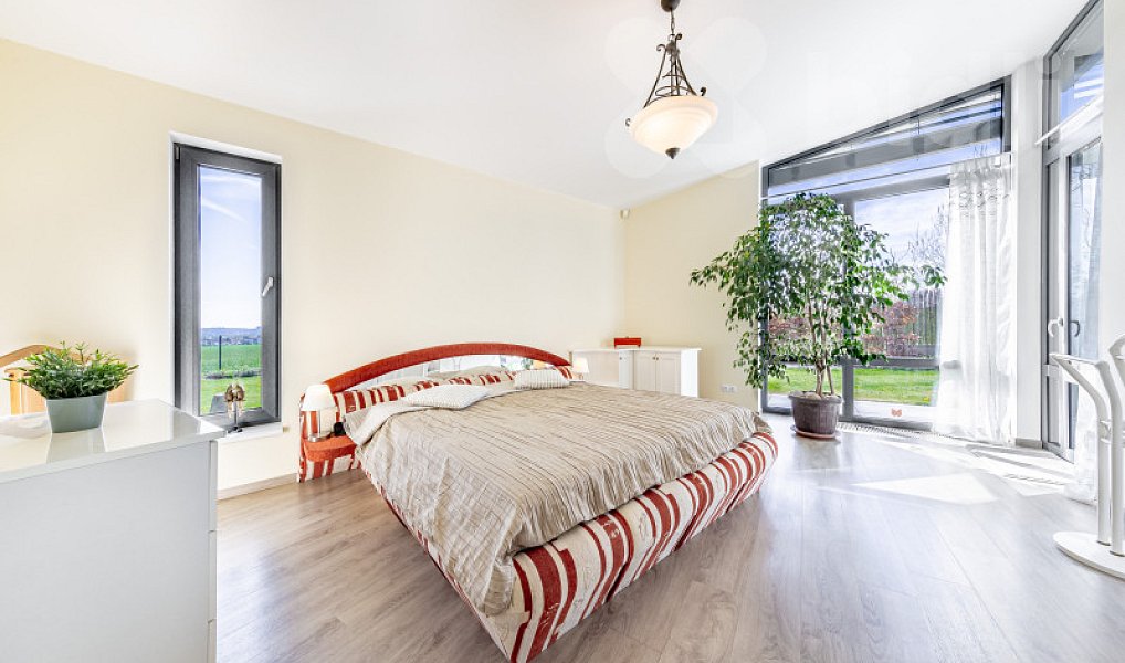 Prodej domu 379 m² s pozemkem 1 341 m², Horoměřice – náhled fotky 16