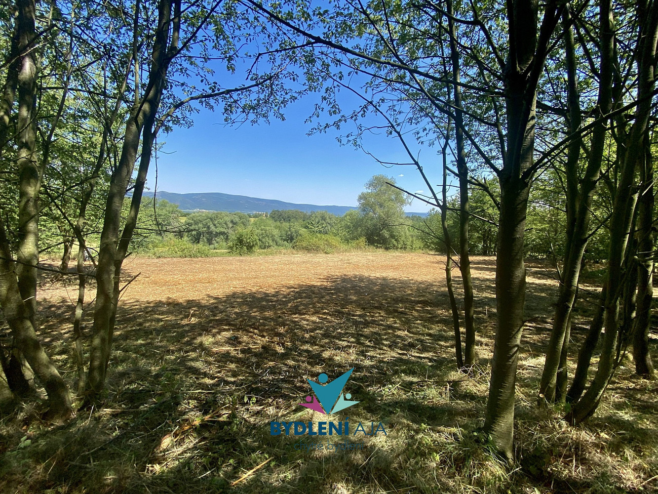 Prodej stavebního pozemku 1 674 m² — photo 4