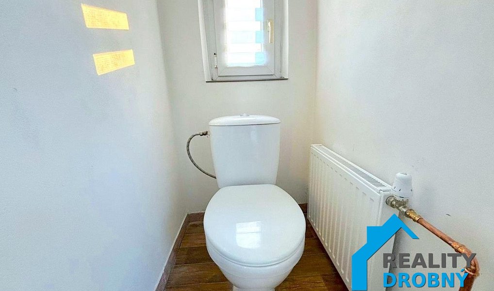 Prodej nájemního domu, činžáku 290 m², Mimoň – náhled fotky 9