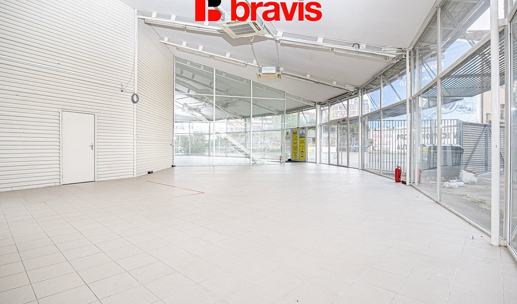 Prodej obchodních prostor 600 m², Brno – náhled fotky 8