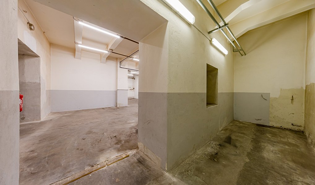 Pronájem výrobních prostor 348 m², Bojkovice – náhled fotky 2