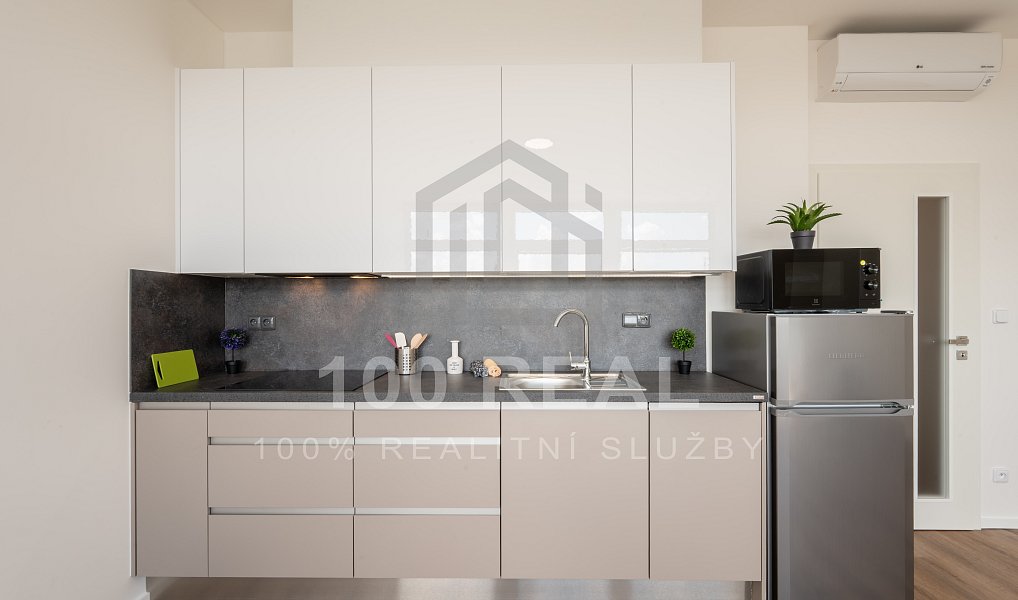 Pronájem bytu 1+kk, 37 m², Zelené Předměstí - Pardubice, Pardubice
