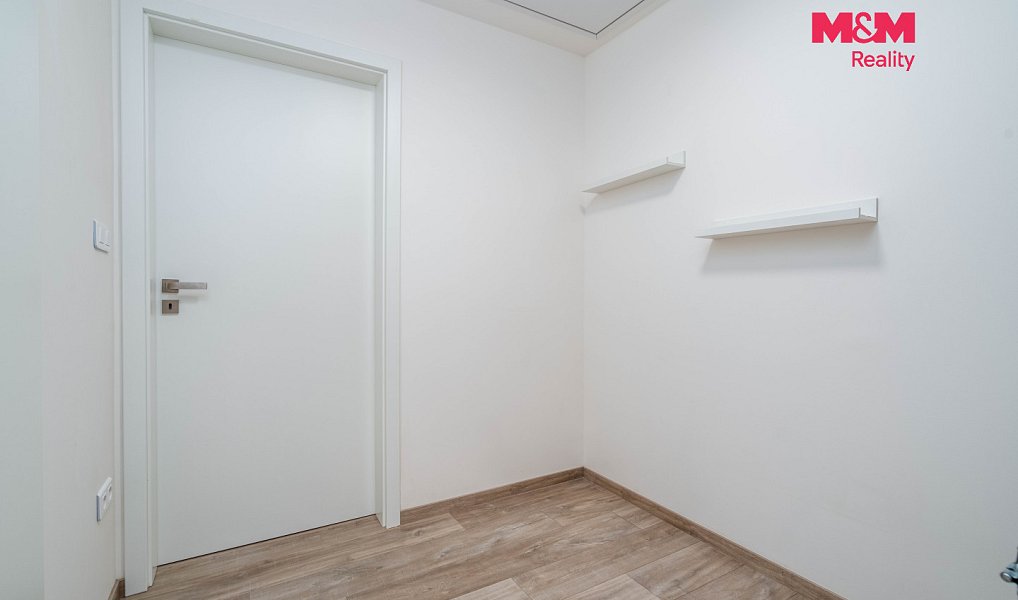 Prodej bytu 3+kk 81 m², Smiřice – náhled fotky 15