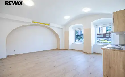 Prodej bytu 2+kk 58 m², Pražská, Unhošť, okres Kladno