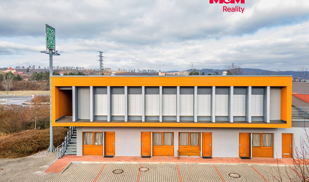 Prodej bytu 1+kk 24 m², Pod Dálnicí, Králův Dvůr – Počaply, okres Beroun