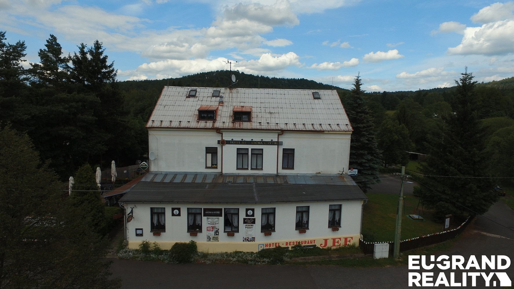 Prodej ubytovacího objektu 2 000 m² – fotografie 2