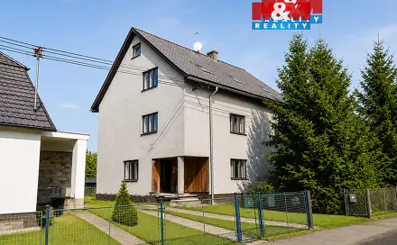 Prodej domu 280 m² s pozemkem 943 m², Podhradní Lhota, okres Kroměříž