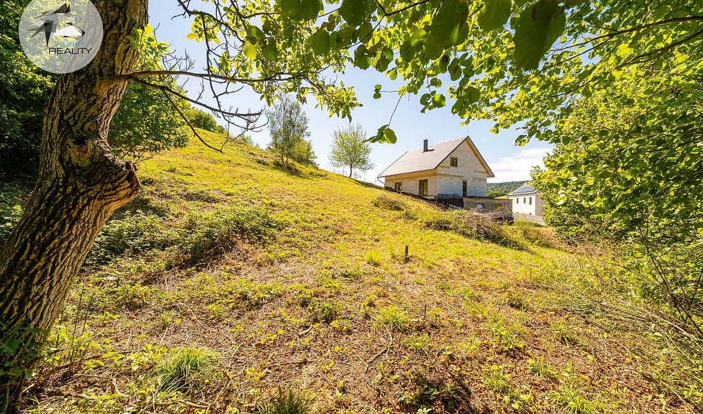 Prodej stavebního pozemku 2 069 m², Horní Lhota – náhled fotky 10