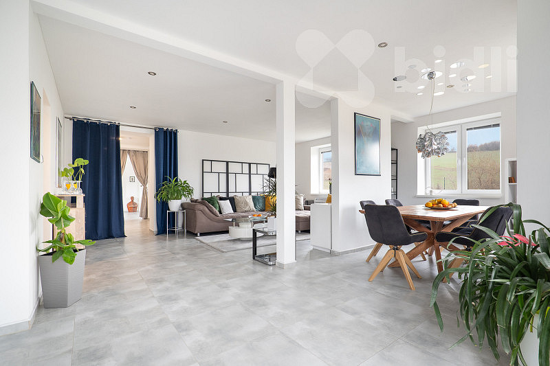 Prodej domu 193 m² s pozemkem 950 m²
