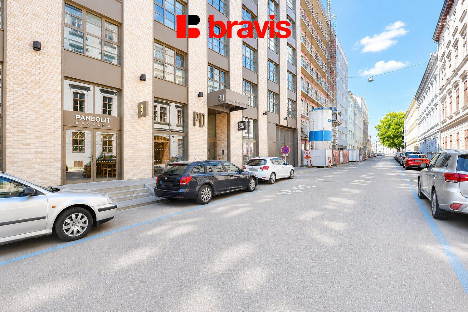 Pronájem garážového stání bratislavská 12 m2, brno - zábrdovice
