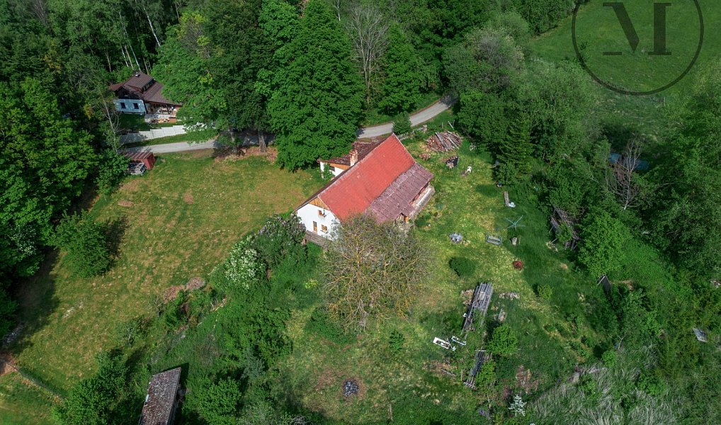 Prodej chaty/chalupy 210 m² s pozemkem 2 459 m², Chroboly – náhled fotky 9