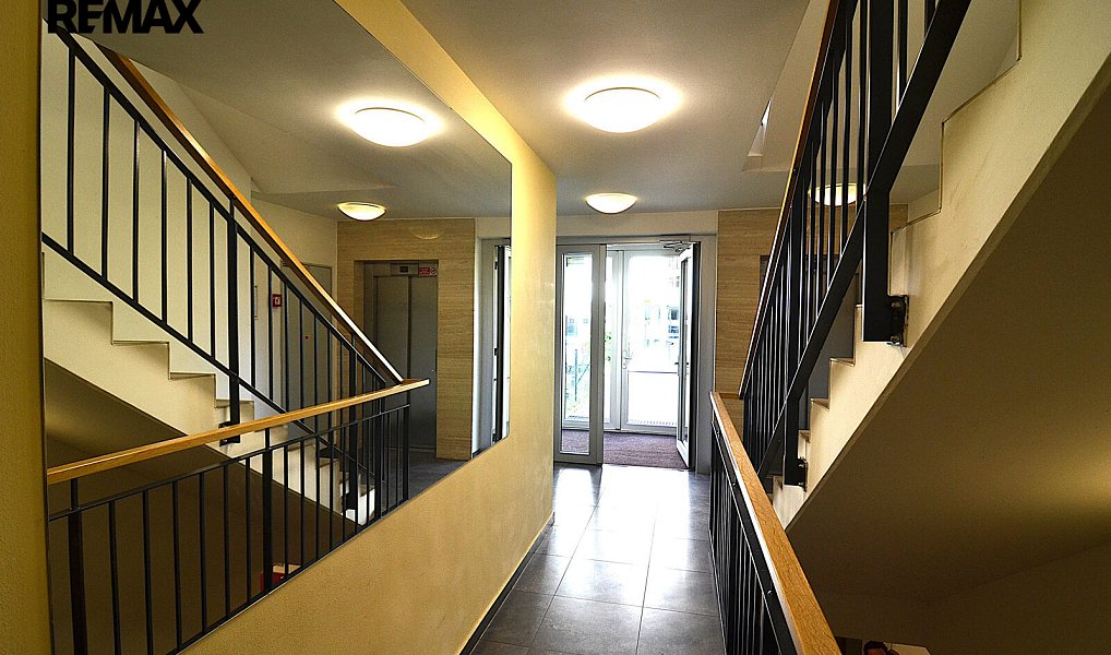 Prodej bytu 3+kk 71 m², Praha – náhled fotky 12