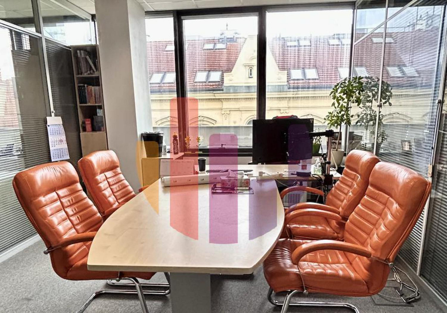 Pronájem kanceláře 974 m² — photo 4