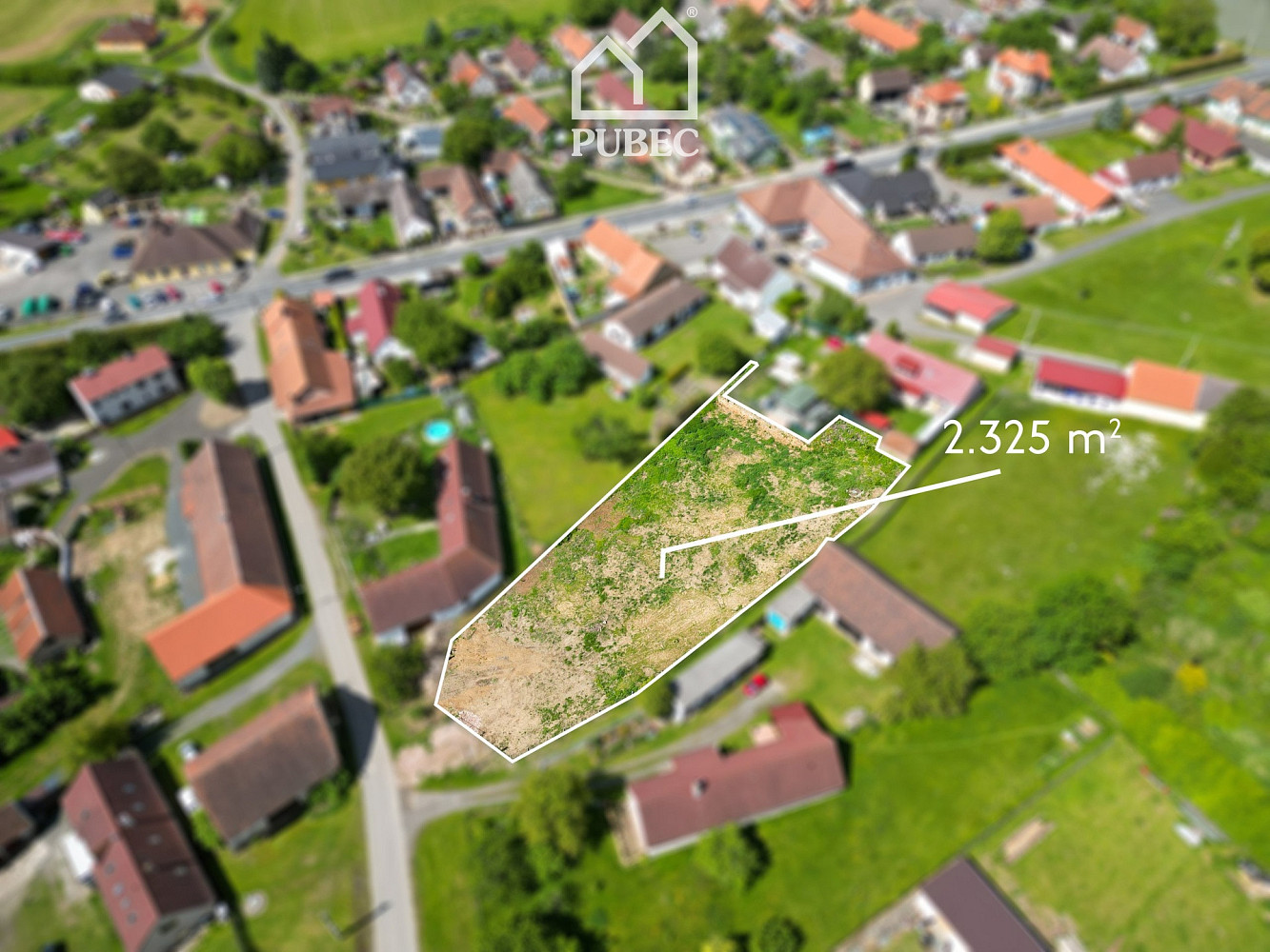 Prodej stavebního pozemku 2 325 m²