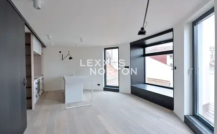 Pronájem bytu 2+kk 60 m², náměstí Jiřího z Poděbrad, Praha 3 - Vinohrady
