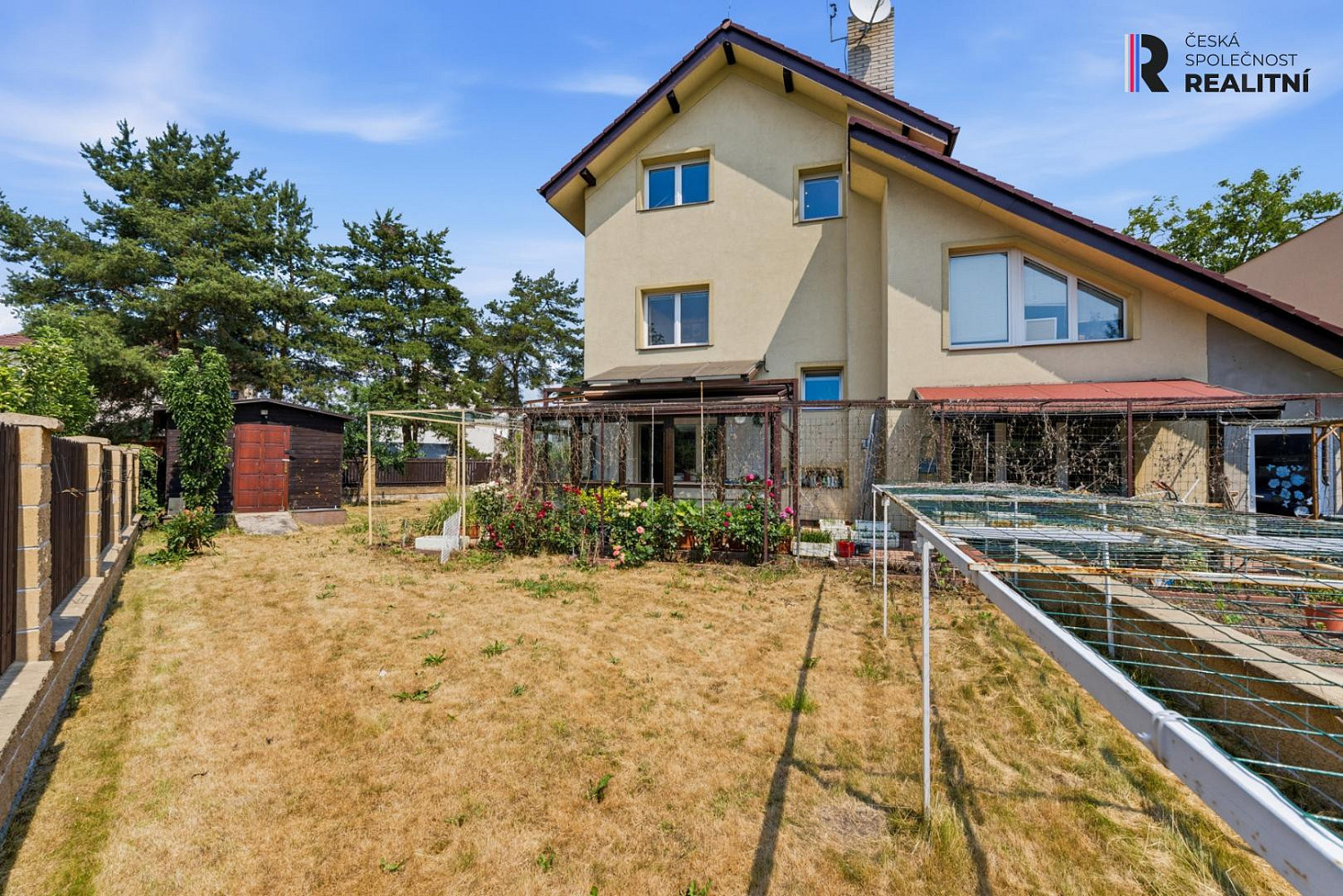 Prodej domu 340 m² s pozemkem 637 m² — photo 2