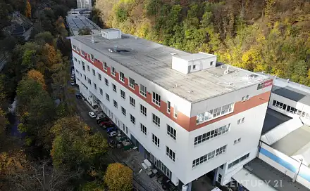 Pronájem výrobních prostor 1 920 m², Adamov, okres Blansko