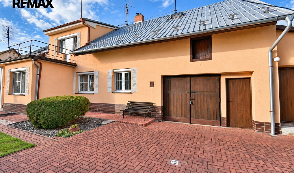 Prodej domu 130 m² s pozemkem 811 m², Přelouč – náhled fotky 2