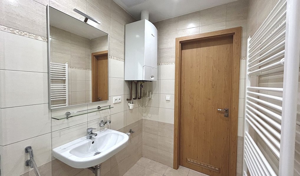 Prodej domu 450 m² s pozemkem 100 m², Slaný – náhled fotky 14