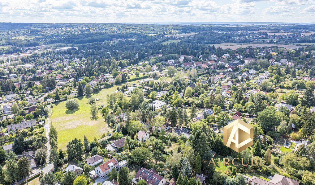Prodej stavebního pozemku 1 211 m², Kamenice – náhled fotky 11
