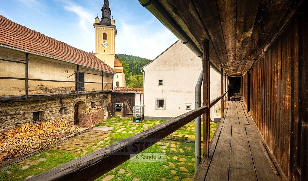 Prodej domu 600 m² s pozemkem 3 209 m², Rožmitál na Šumavě – náhled fotky 5