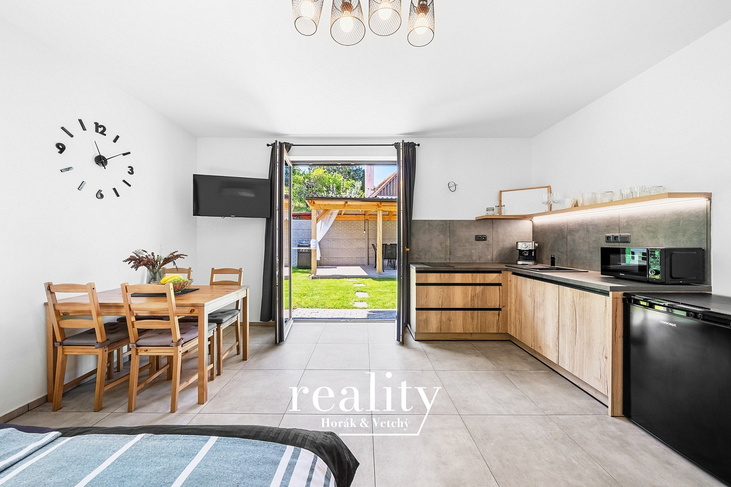 Prodej ubytovacího zařízení 205 m² – další