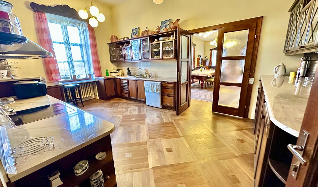 Prodej domu 503 m² s pozemkem 1 727 m², Pelhřimov – náhled fotky 6