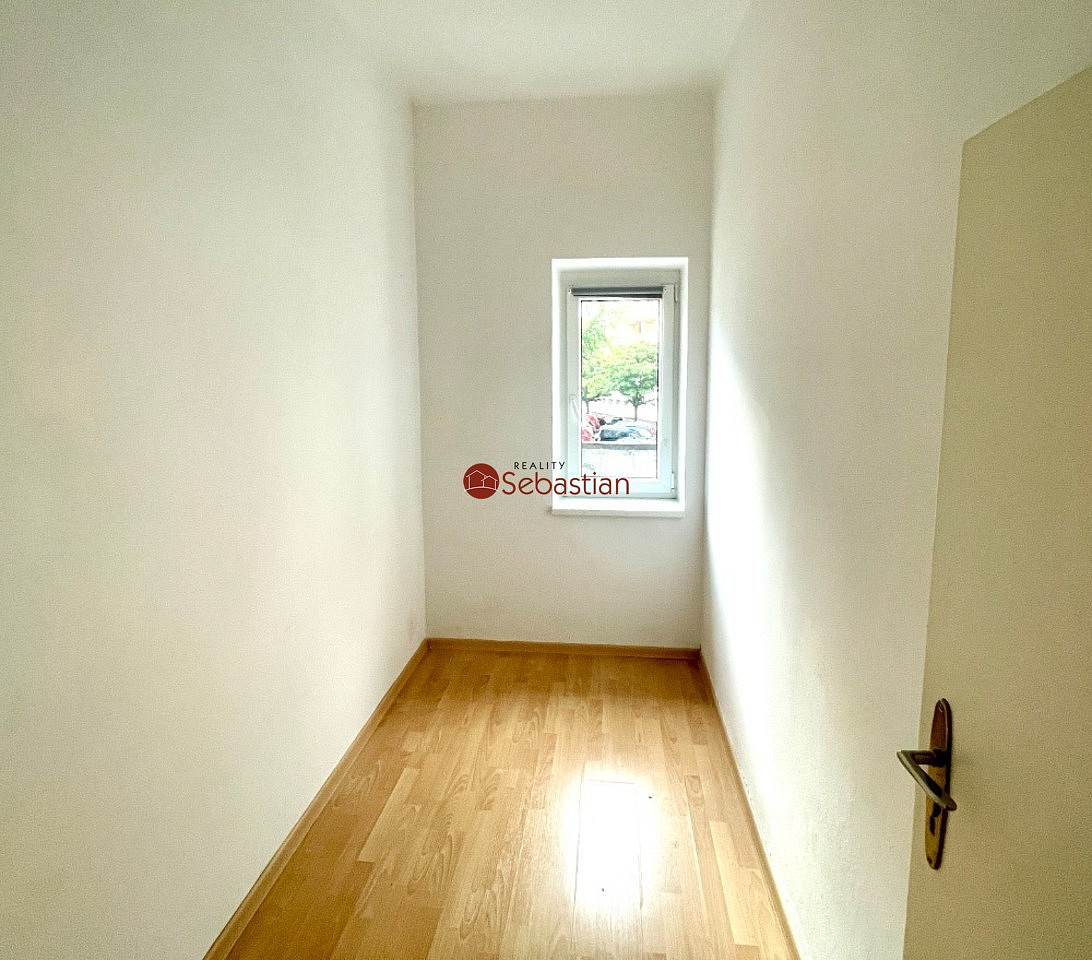 Pronájem bytu 2+kk 83 m² – fotografie 5