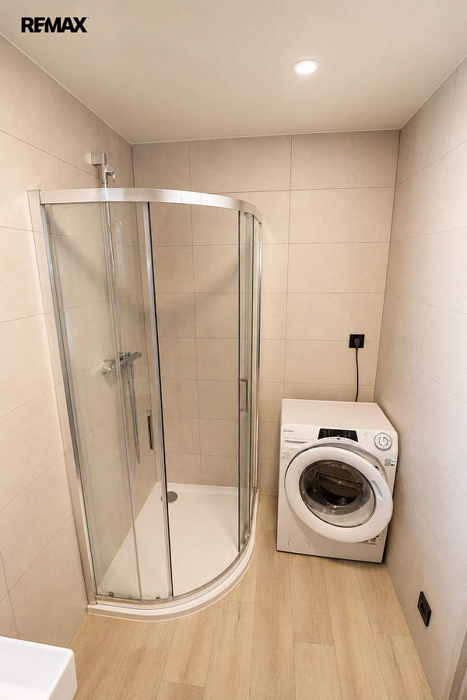 Pronájem bytu 1+kk 26 m² — photo 4