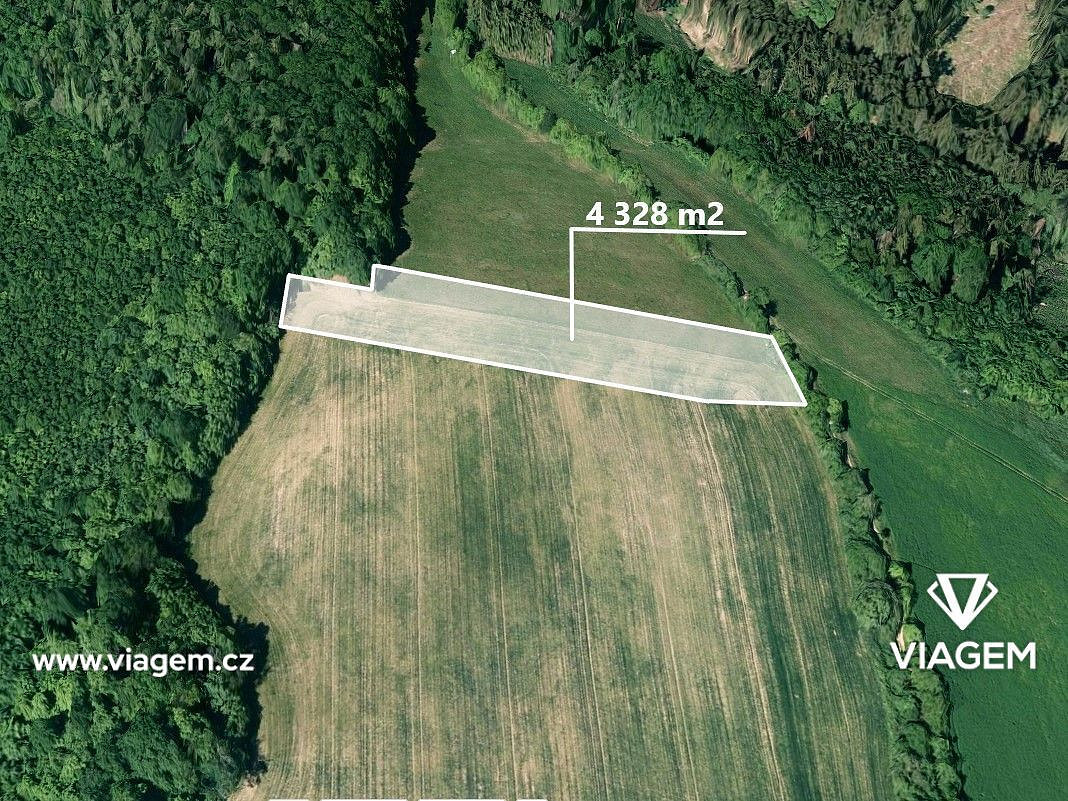 Prodej pole 4 328 m²
