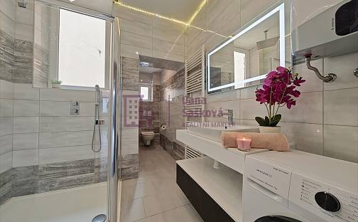 Prodej bytu 4+1 132 m², Stará cesta, Jindřichův Hradec - Jindřichův Hradec II