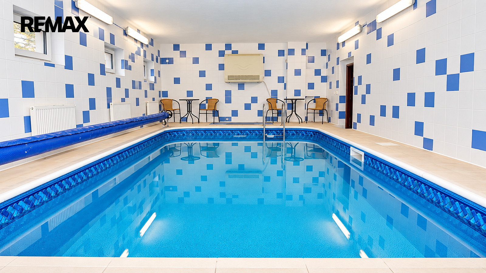 Prodej domu 368 m² s pozemkem 1 900 m² – fotografie 2